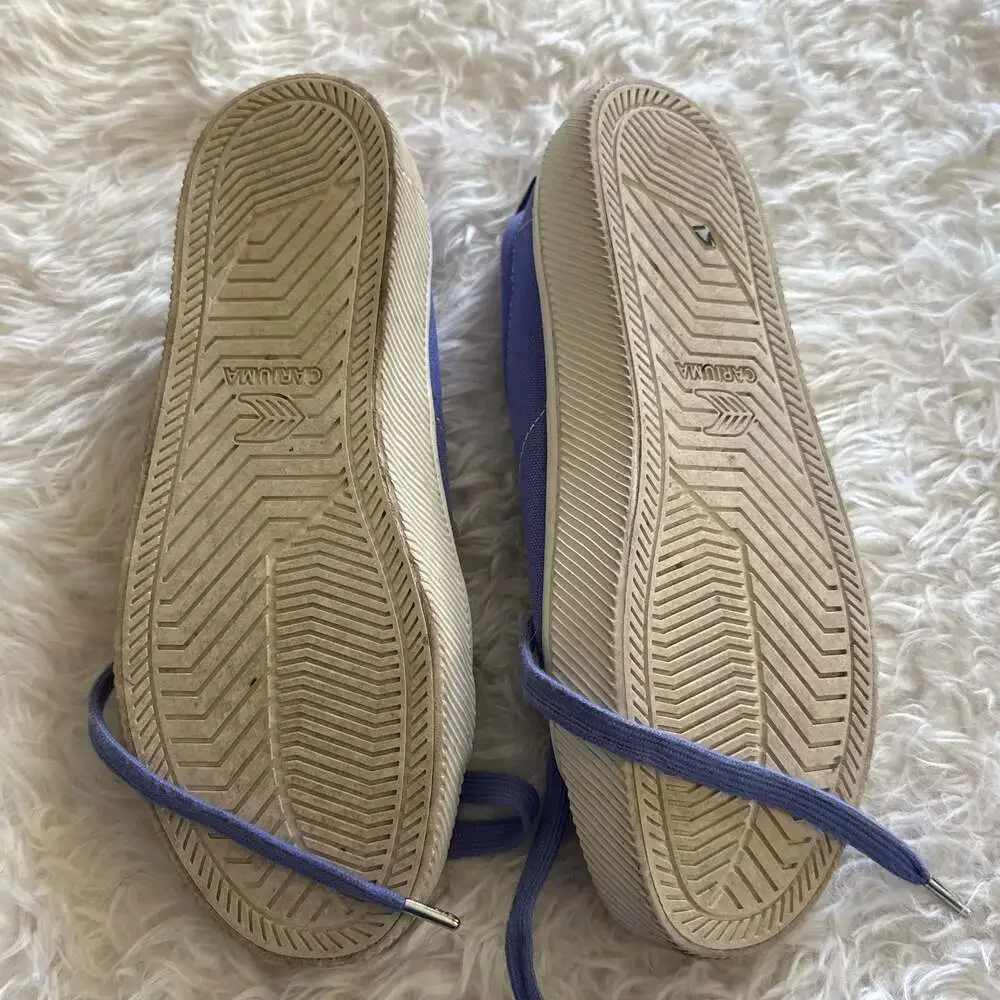 Cariuma x Pantone OCA Low Canvas Sneakers in Very Peri Purple‎